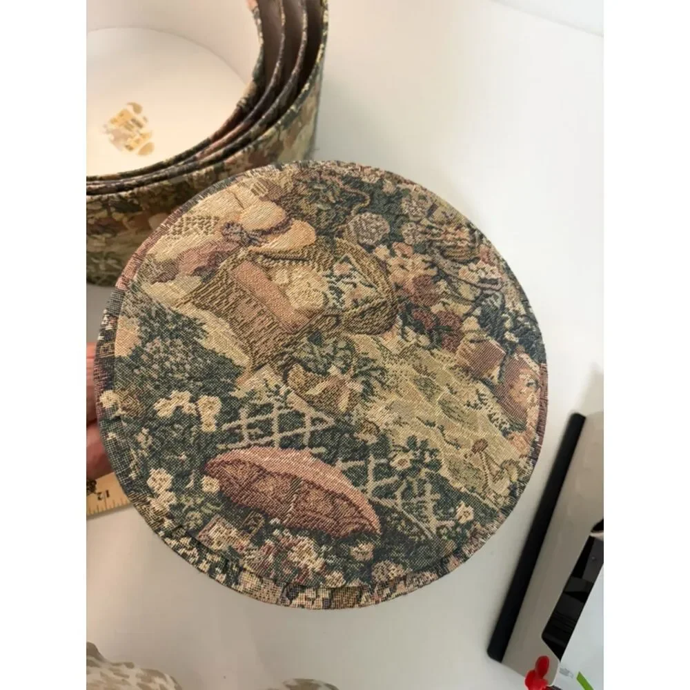 5 padded fabric nesting hat boxes